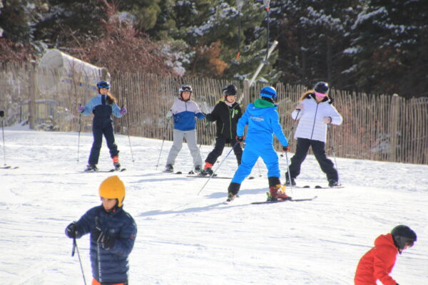 Classe d'esquí a La Molina. cursillo ski course